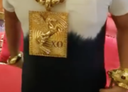 Tabir Terbuka:Rahasia Tersembunyi: Arti Mimpi Pakai Kalung Emas Temukan Makna Rahasianya Disini