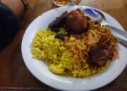 Misteri Terungkap: Arti Mimpi Makan Nasi Kuning : Pertanda Baik atau Buruk? Kuak Misterinya!