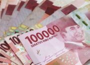 Kenali Arti Mimpi Meminjamkan Uang Ke Orang Lain : Pertanda Baik atau Buruk? Kuak Misterinya!