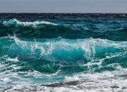 Wah, Arti Mimpi Air Laut Pasang : Pertanda Baik atau Buruk? Kuak Misterinya!