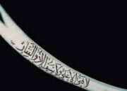 Penafsiran Unik: Arti Mimpi Pedang Menurut Islam : Ini Penjelasannya