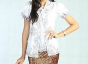 Buka Mata! Arti Mimpi Memakai Kebaya Putih  yang Perlu Diketahui