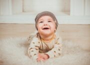 Wah, Arti Mimpi Diberi Bayi Temukan Makna Rahasianya Disini