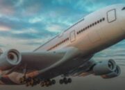 Kisah di Balik Arti Mimpi Melihat Pesawat Jatuh Menurut Islam : Pertanda Baik atau Buruk? Kuak Misterinya!