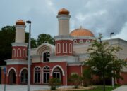 Simak! Arti Mimpi Adzan Di Masjid : Ini Penjelasannya