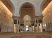 Buka Mata! Arti Mimpi Berada Di Dalam Masjid Besar  yang Perlu Diketahui