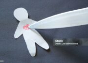 Misteri Terungkap: Arti Mimpi Melihat Orang Ditusuk Pisau Ternyata Ini Artinya Menurut Pakar