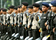 Wah, Arti Mimpi Suami Ditangkap Polisi : Ini Penjelasannya