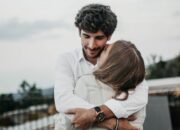 Penafsiran Unik: Arti Mimpi Pelukan Sama Mantan Ternyata Ini Artinya Menurut Pakar