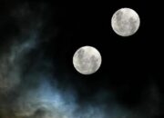 Simak! Arti Mimpi Melihat Bulan Ada 2 Ternyata Ini Artinya Menurut Pakar