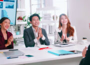 3 Hal yang Bikin Kita Happy di Perusahaan: Ciptakan Suasana Kerja Positif