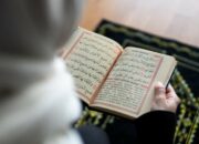 Pahala Membaca Alquran di HP Menurut NU Aswaja: Pandangan Ulama Tentang Membaca Digital