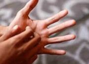 Arti Tangan Kiri Gatal Menurut Primbon: Apakah Ini Tanda Rezeki?