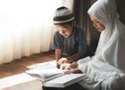 Pahala Membaca Alquran untuk Orang Tua: Menggali Kebaikan dari Amal untuk Keluarga