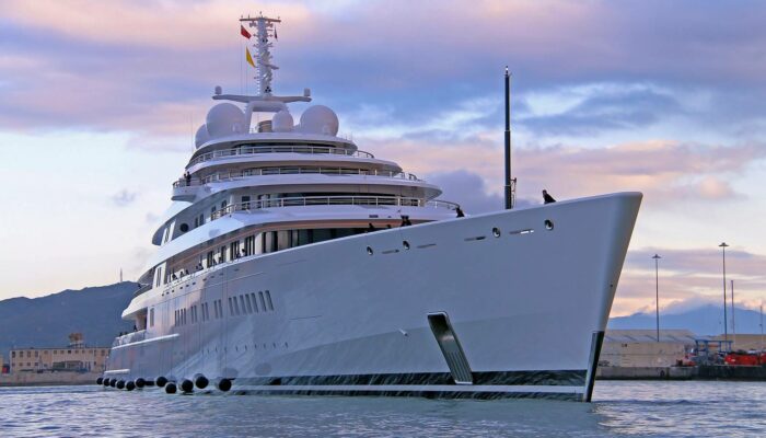 Azzam – Arti Nama dan Nama Tengah Yang Cocok